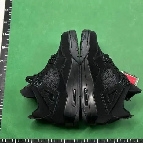 Jordan Air Jordan 4 (35 colores)