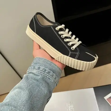 Maison Margiela Canvas (4 colores)