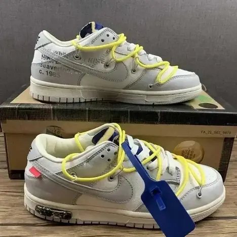 Nike Dunk Low Off-White