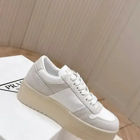 Prada de suela gruesa (5 colores)